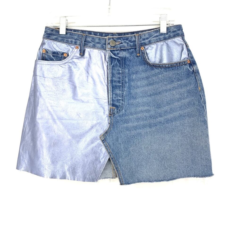Grlfrnd Milla Women's Size 29 Light Wash Mini Skirt Metallic Leather Panel Denim - Picture 2 of 8